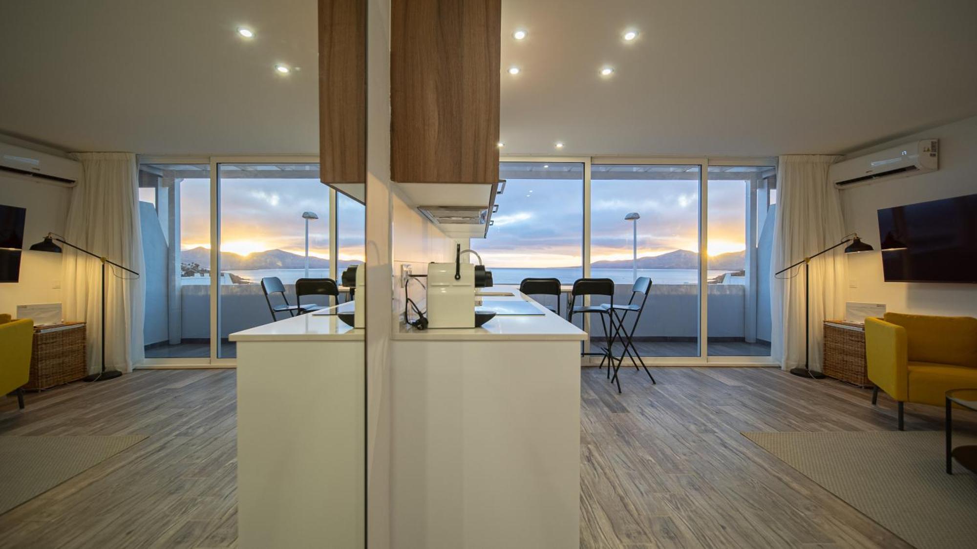 Ocean Suite ติอาส ภายนอก รูปภาพ